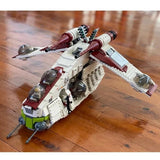 NEW Star Wars: Republic Gunship (75021) Complete Set